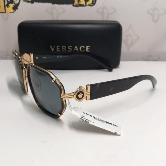 NEW AUTHENTIC Versace Black and Gold Sunglasses. VE2228 - Picture 9 of 13